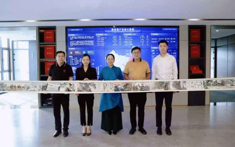 共促新時(shí)代婦女事業(yè)發(fā)展，張榮華主席與中國婦女人才網(wǎng)領(lǐng)導(dǎo)交流洽談